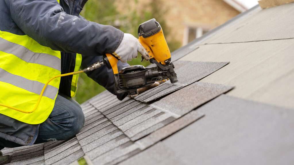 Professional roof repair service in Toronto.